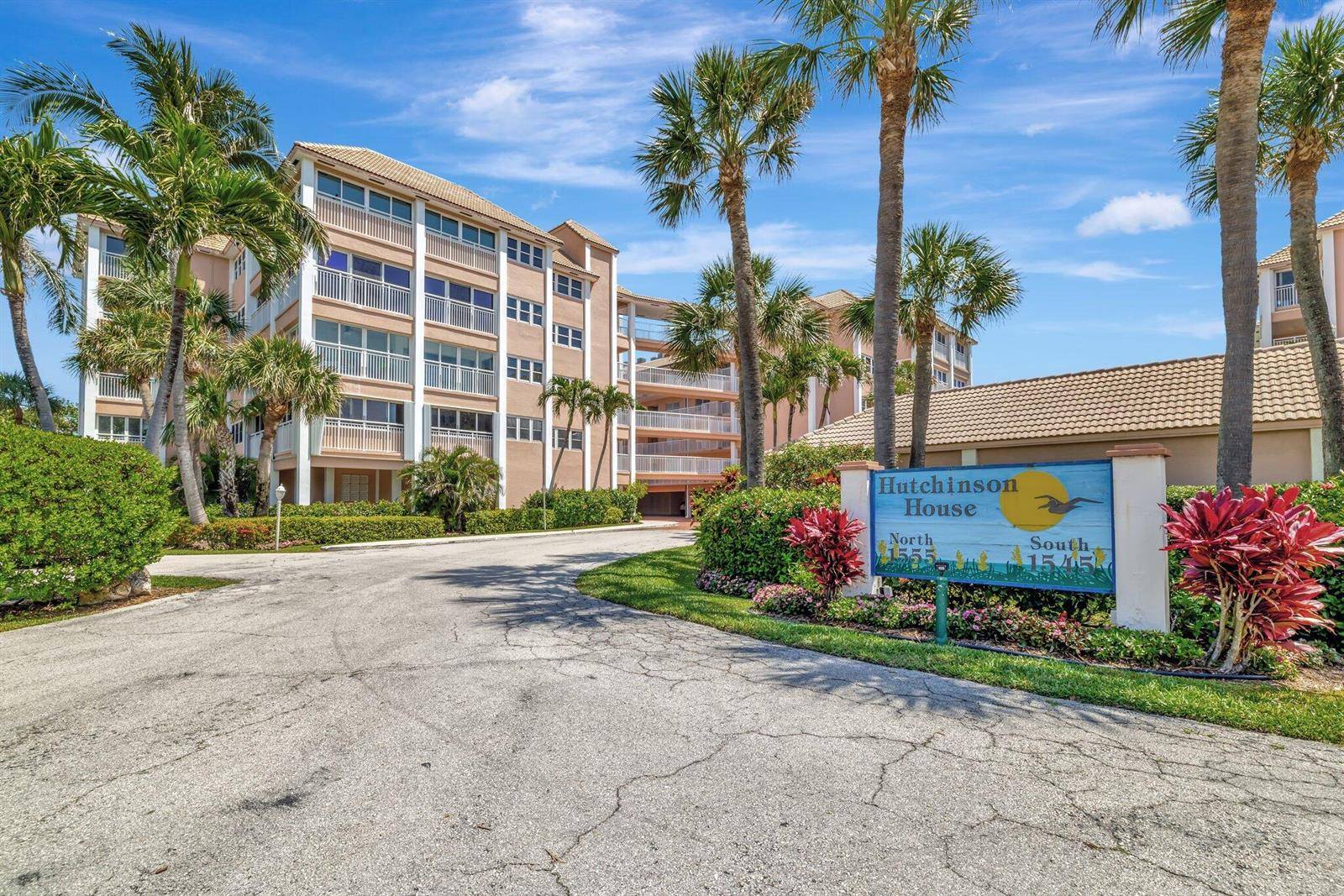 1555 NE OceanStuart - HUTCHINSON HOUSE CONDO condo unit 402 - picture