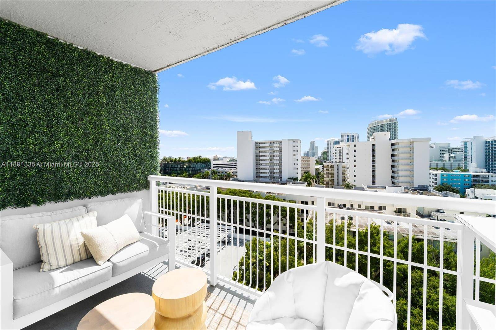 1688 West AveMiami Beach - Condo 5+ Stories,Condo condo unit 1004 - picture