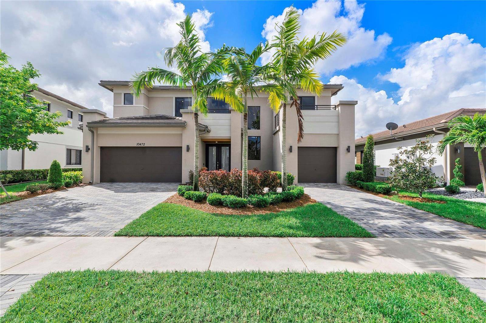 10472 CobaltParkland - picture