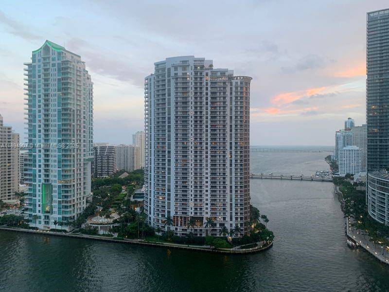 300 S Biscayne BlvdMiami - Condo/Co-Op/Annual,Condo condo unit T-1908 - picture