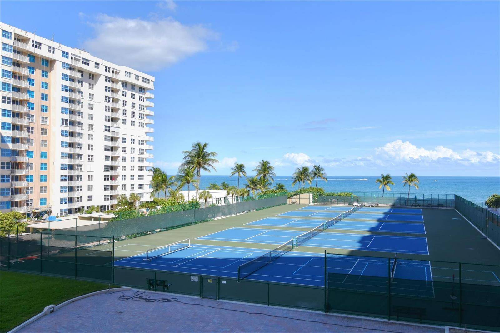 5100 N OceanLauderdale By The Sea - Sea Ranch Club A,Sea Rancn Club condo unit 516 - picture