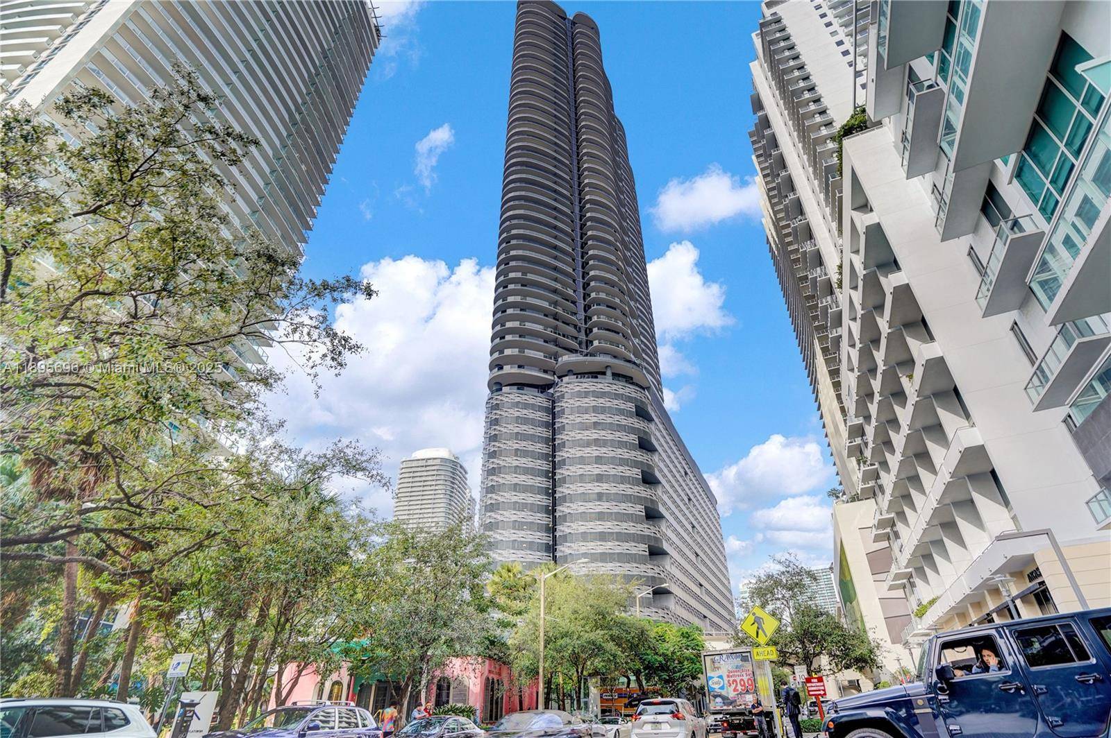 1000 Brickell PlazaMiami - Co-Op 5+ Stories,Condo condo unit 3905 - picture