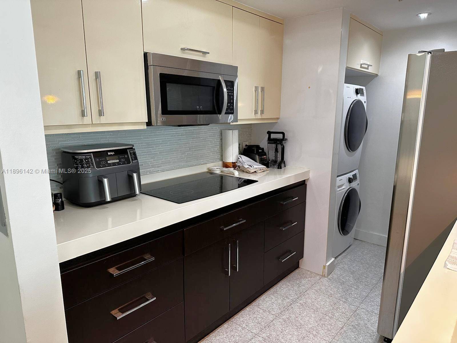 2000 N Bayshore DrMiami - Condo 5+ Stories,Condo condo unit 625 - picture