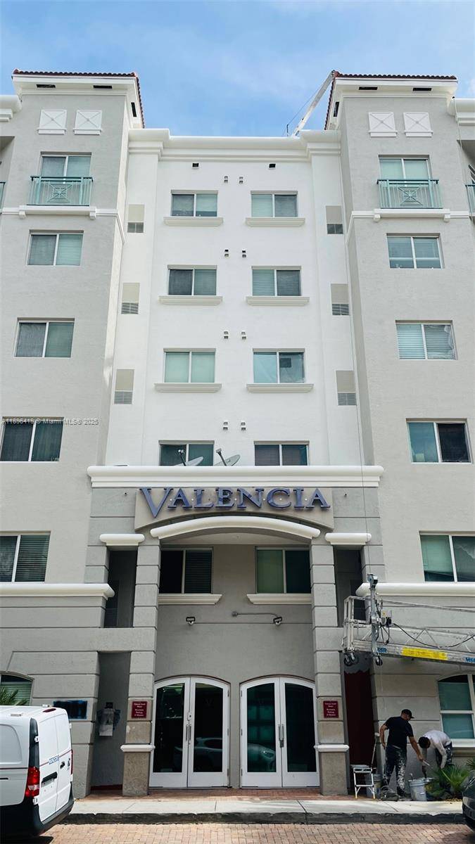 6001 SW 70th StSouth Miami - Condo 5+ Stories,Condo condo unit 231 - picture