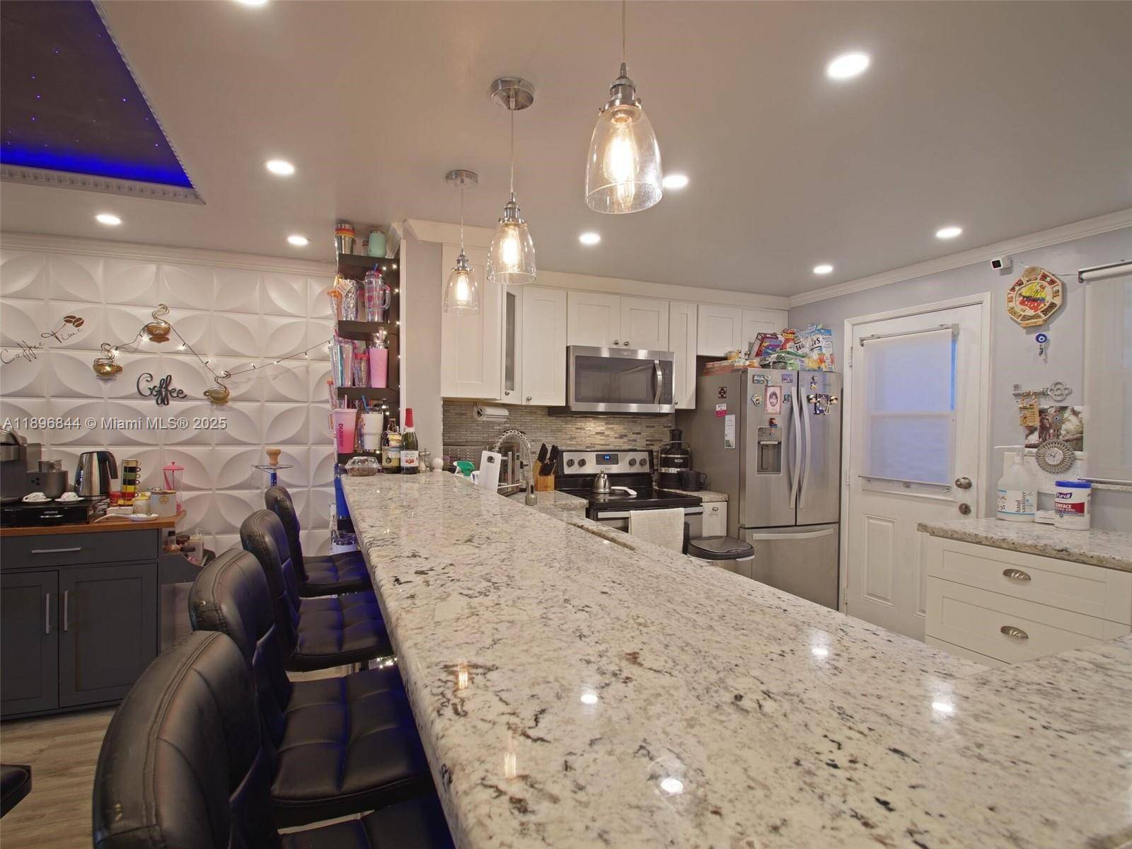 420 NE 12th AveHallandale Beach - Condo 5+ Stories,Condo condo unit 401 - picture