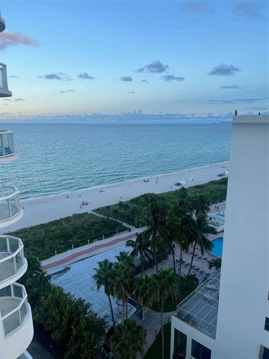 6365 Collins AveMiami Beach - Condo/Co-Op/Annual,Condo condo unit 1105 - picture