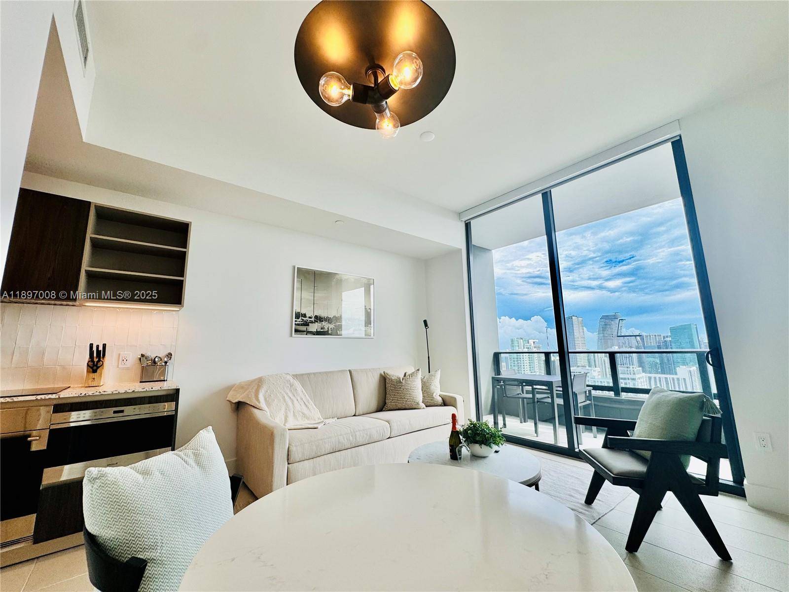 159 NE 6th StMiami - Condo/Co-Op/Seasonal,Condo condo unit 4807 - picture