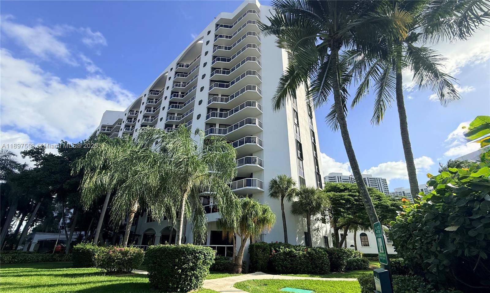3610 Yacht Club DrAventura - Condo/Co-Op/Annual,Condo condo unit 414 - picture