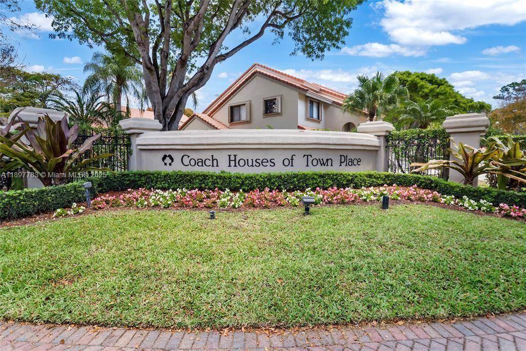 5800 Coach House CirBoca Raton - Condo 1-4 Stories,Condo condo unit E - picture
