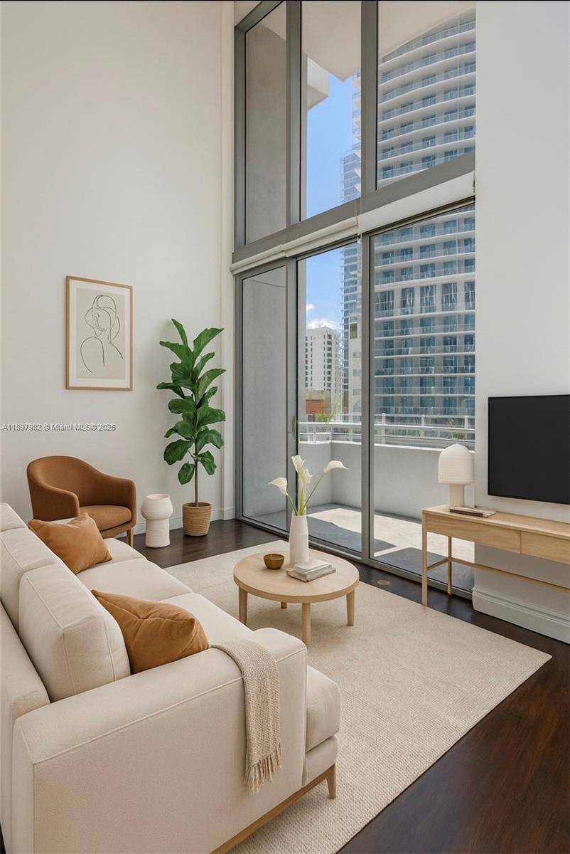 1050 Brickell AveMiami - 1060 BRICKELL CONDO condo unit 414 - picture