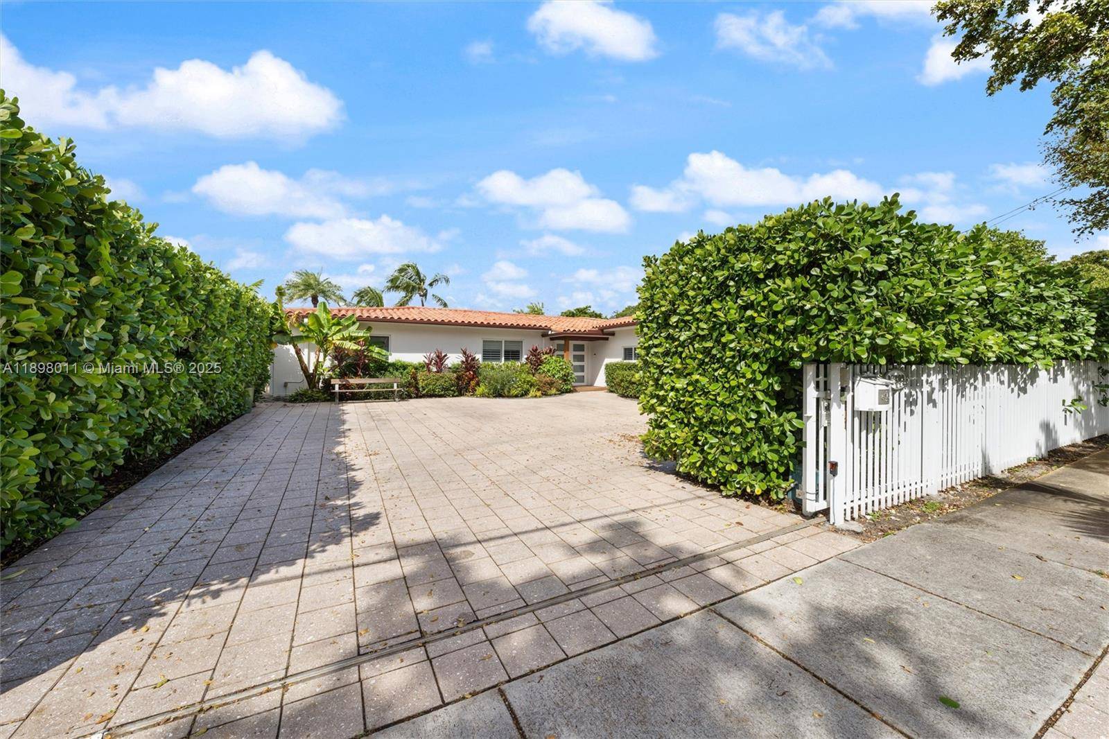 12944 Banyan RdNorth Miami - picture