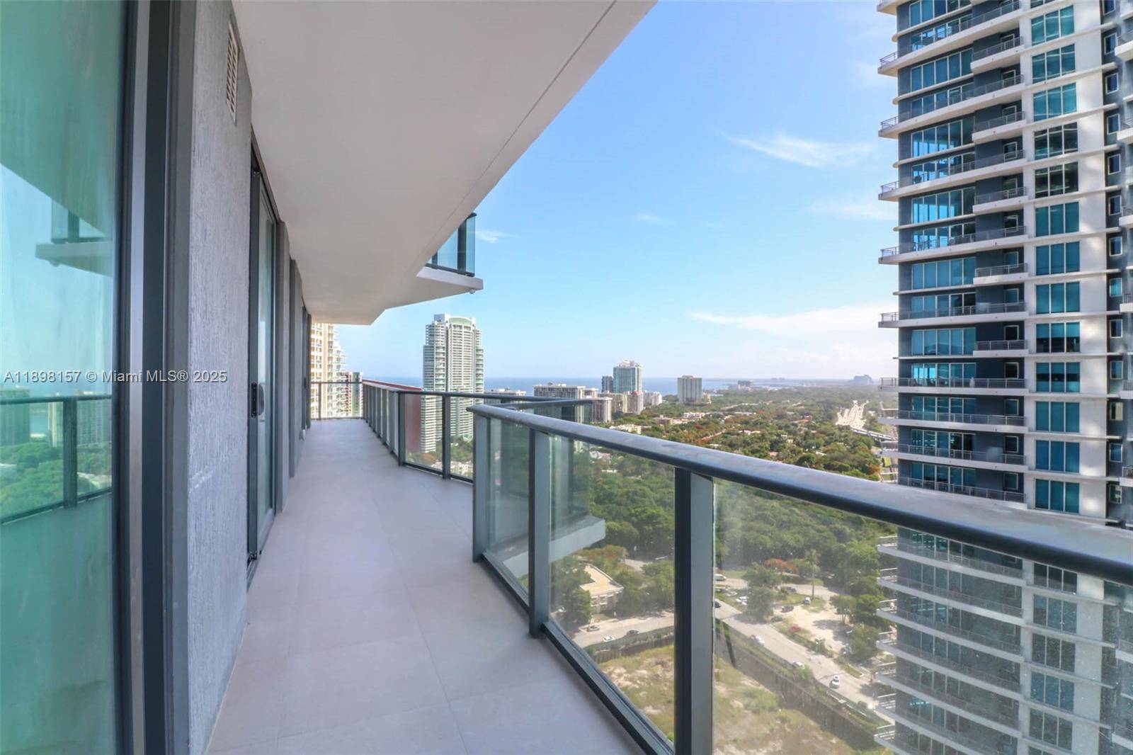 1300 S miamiMiami - 1300 S MIAMI AVENUE CONDO condo unit 2706 - picture