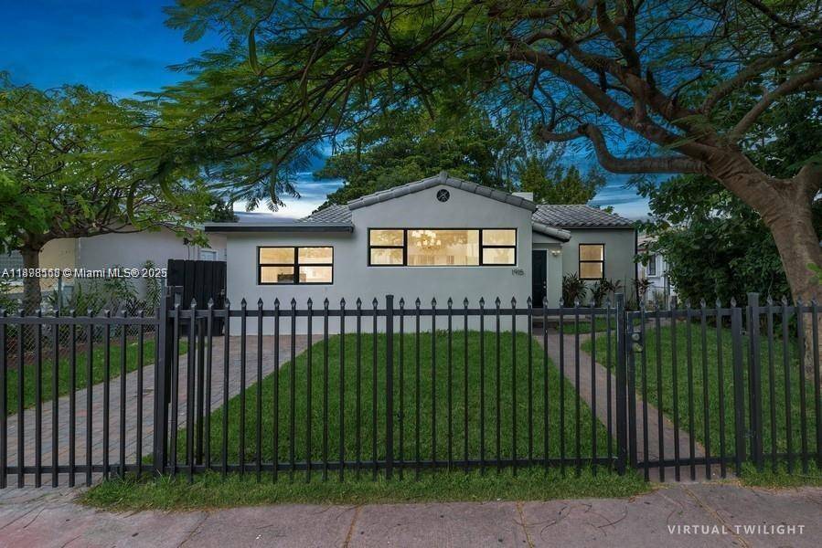 1915 Normandy DriveMiami Beach - picture