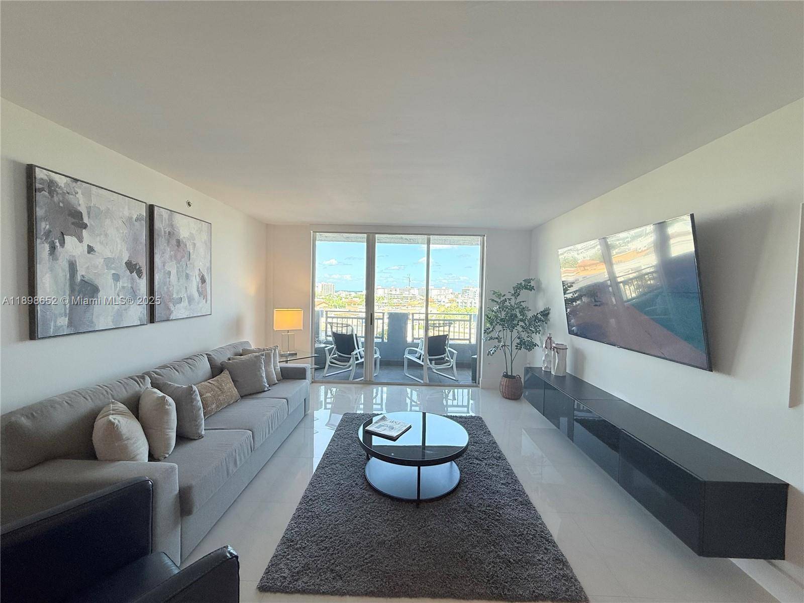 90 Alton RdMiami Beach - Condo 5+ Stories,Condo condo unit 909 - picture