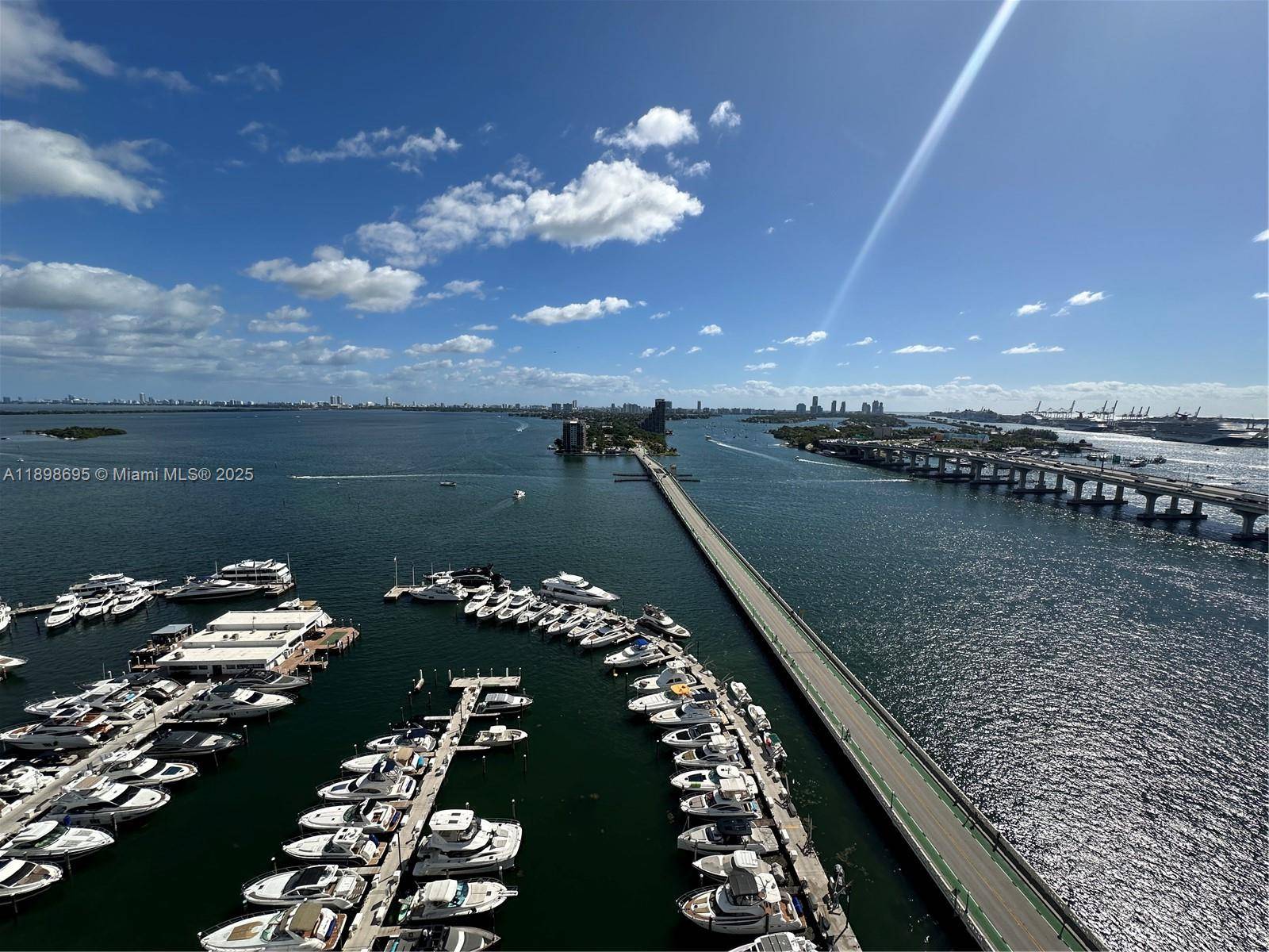 555 NE 15th StMiami - Condo/Co-Op/Annual,Condo condo unit 23B - picture