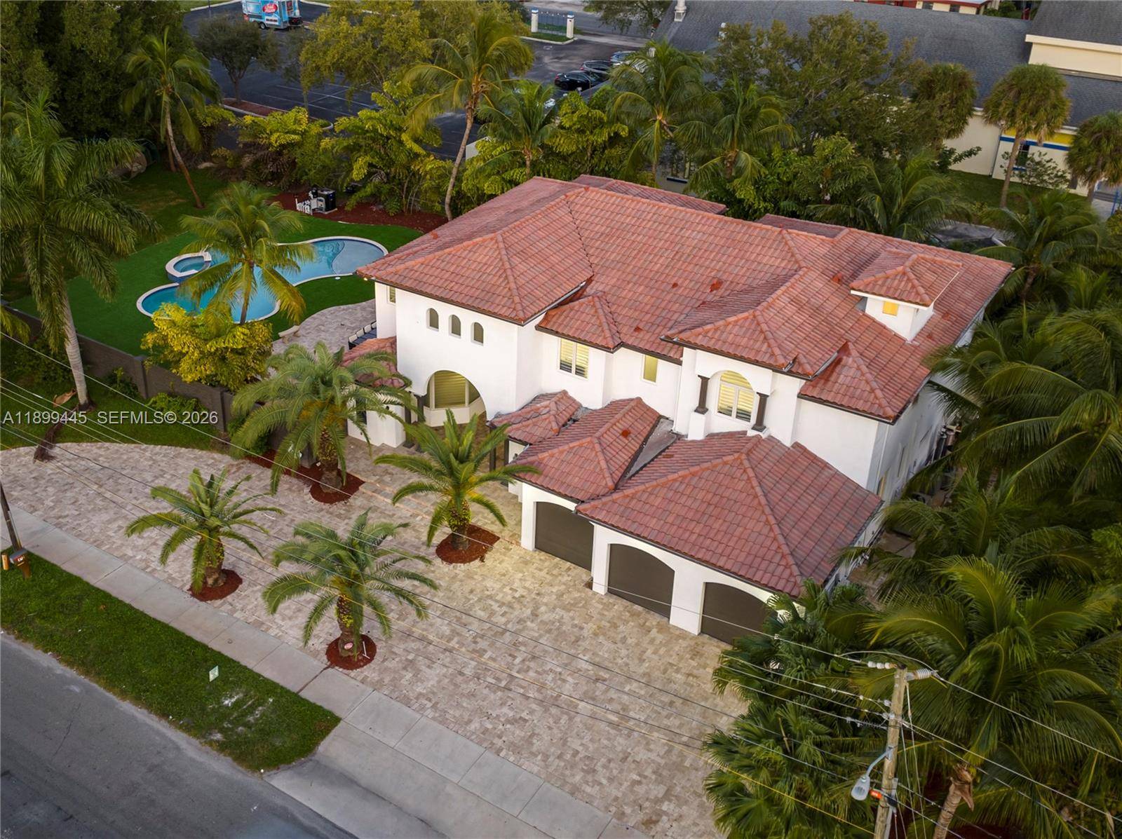 112 NW 14th WayDania Beach - picture
