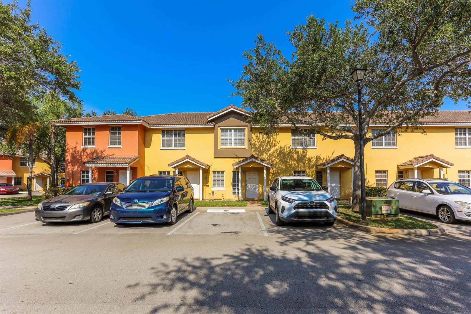 4149 NW 67th TeLauderhill - Sienna Club condo unit 4149 - picture