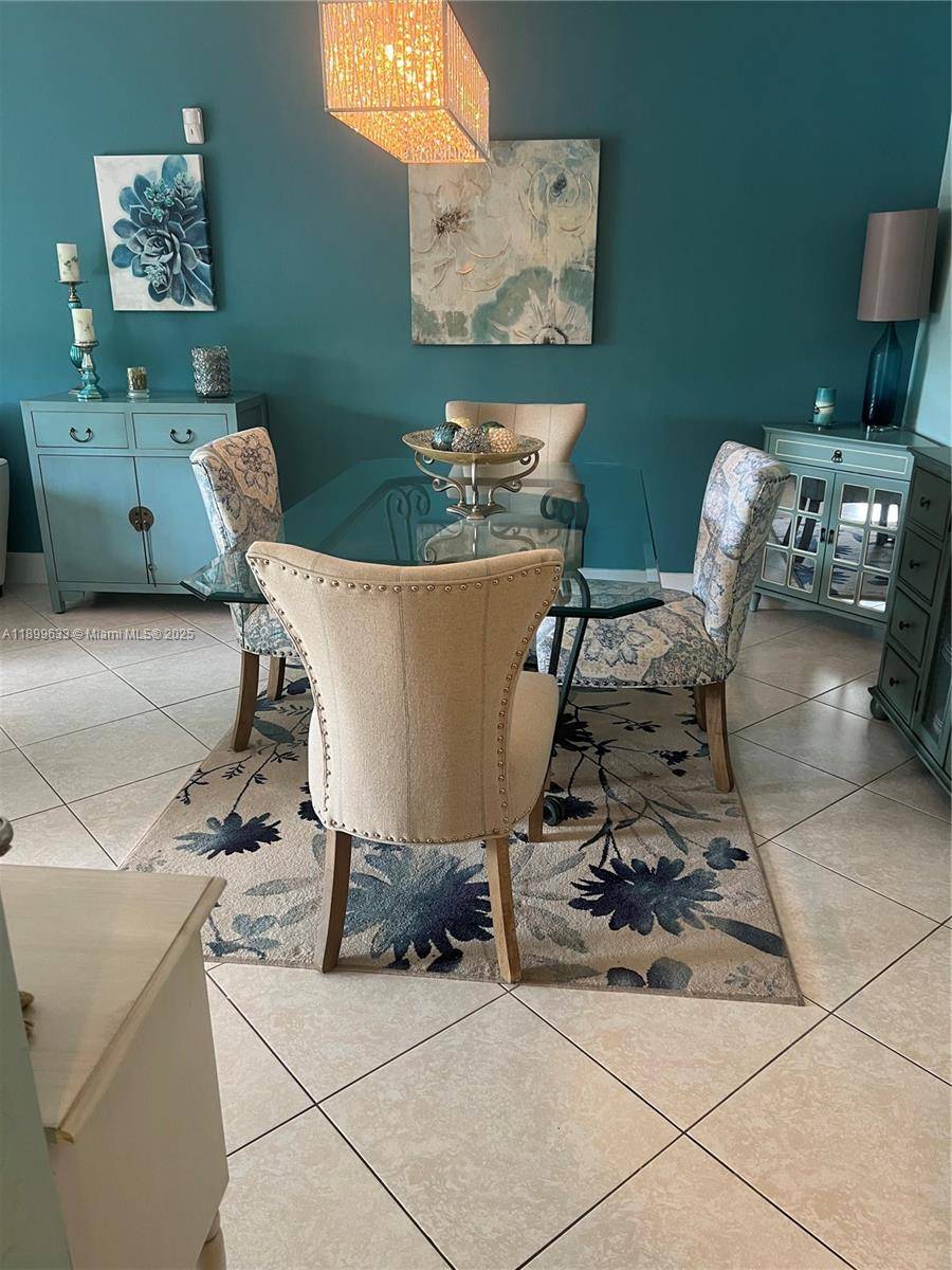 8335 SW 72nd AveMiami - Condo 1-4 Stories,Condo condo unit 212D - picture