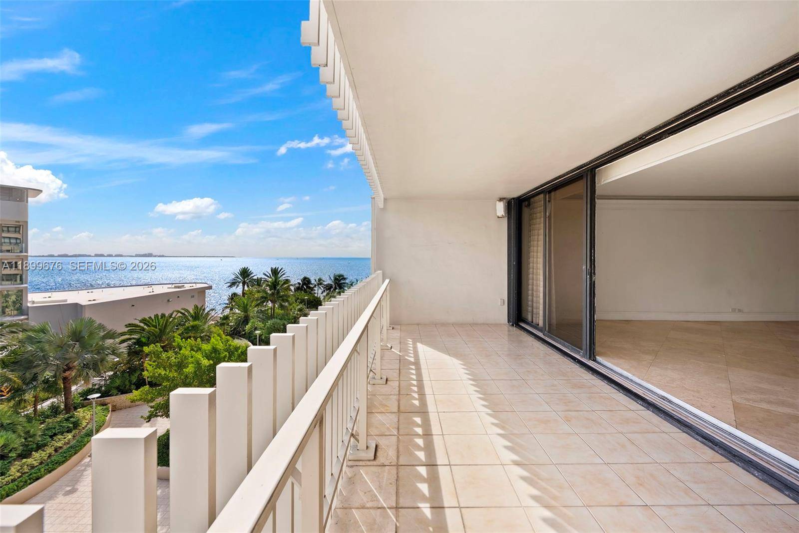 3 Grove Isle DrMiami - Condo 5+ Stories,Condo condo unit C605 - picture