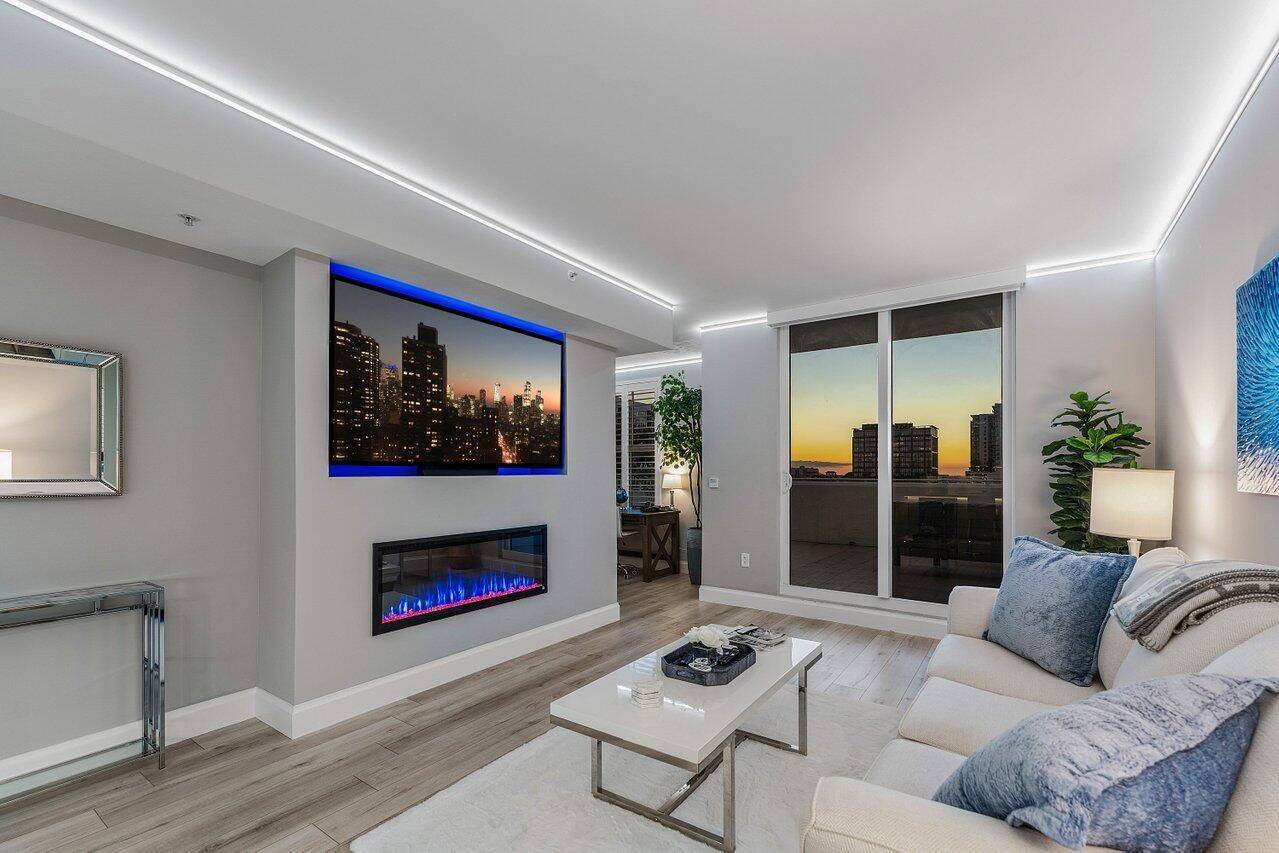 255 EverniaWest Palm Beach - STRAND CONDO condo unit 1115 - picture