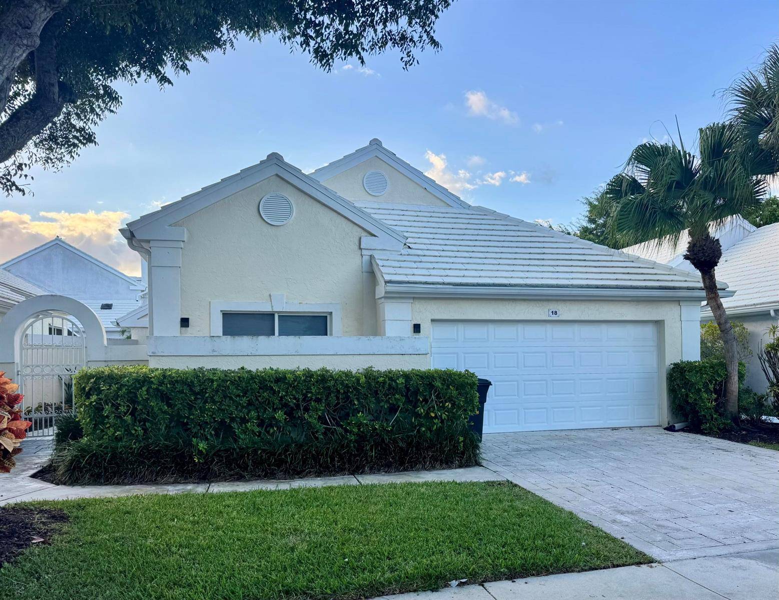 18 SelbyPalm Beach Gardens - picture