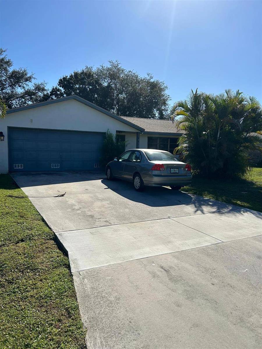461 SW ByronPort St. Lucie - picture
