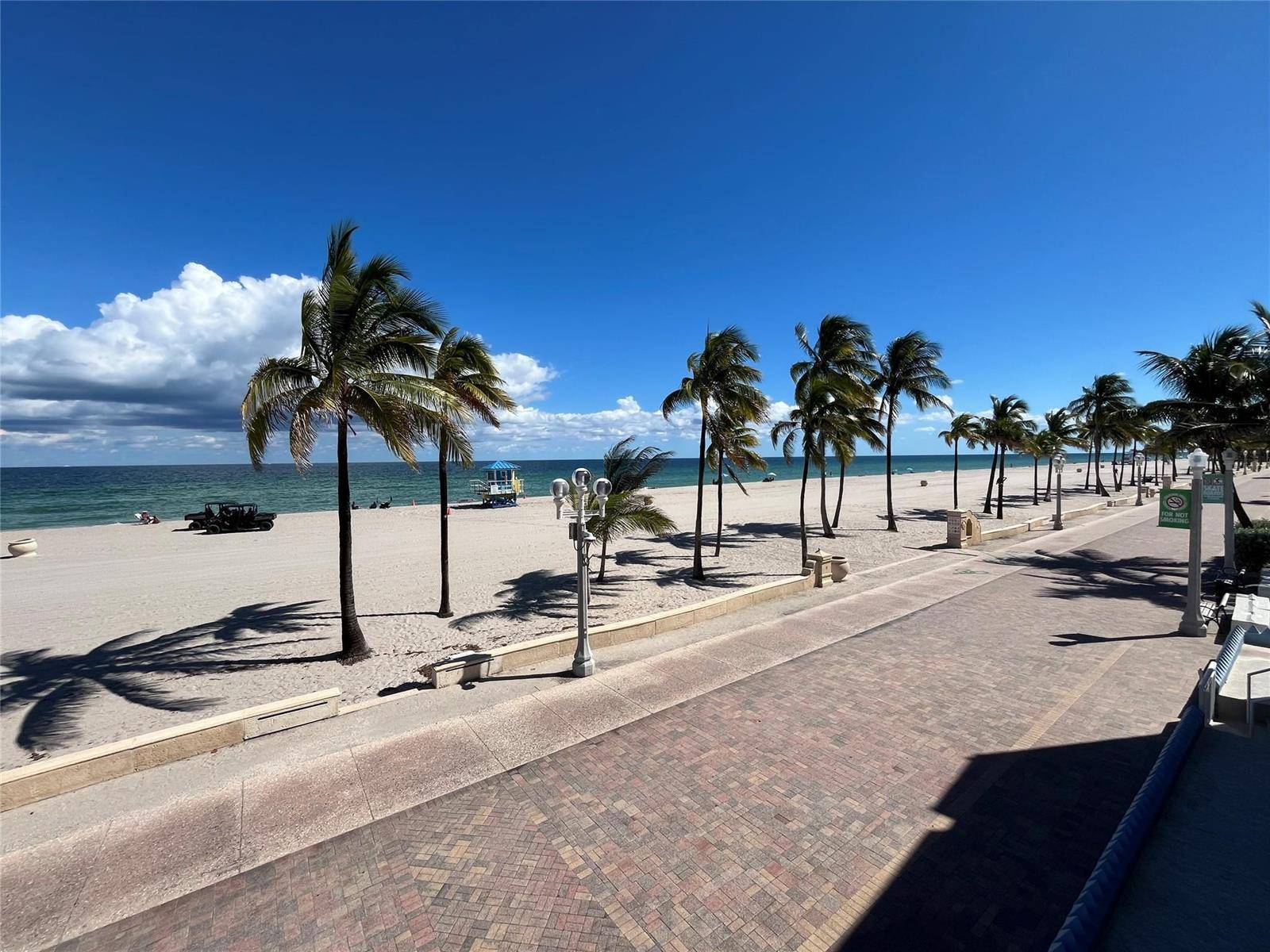 310 S BroadwalkHollywood - Co-Op condo unit 3b - picture