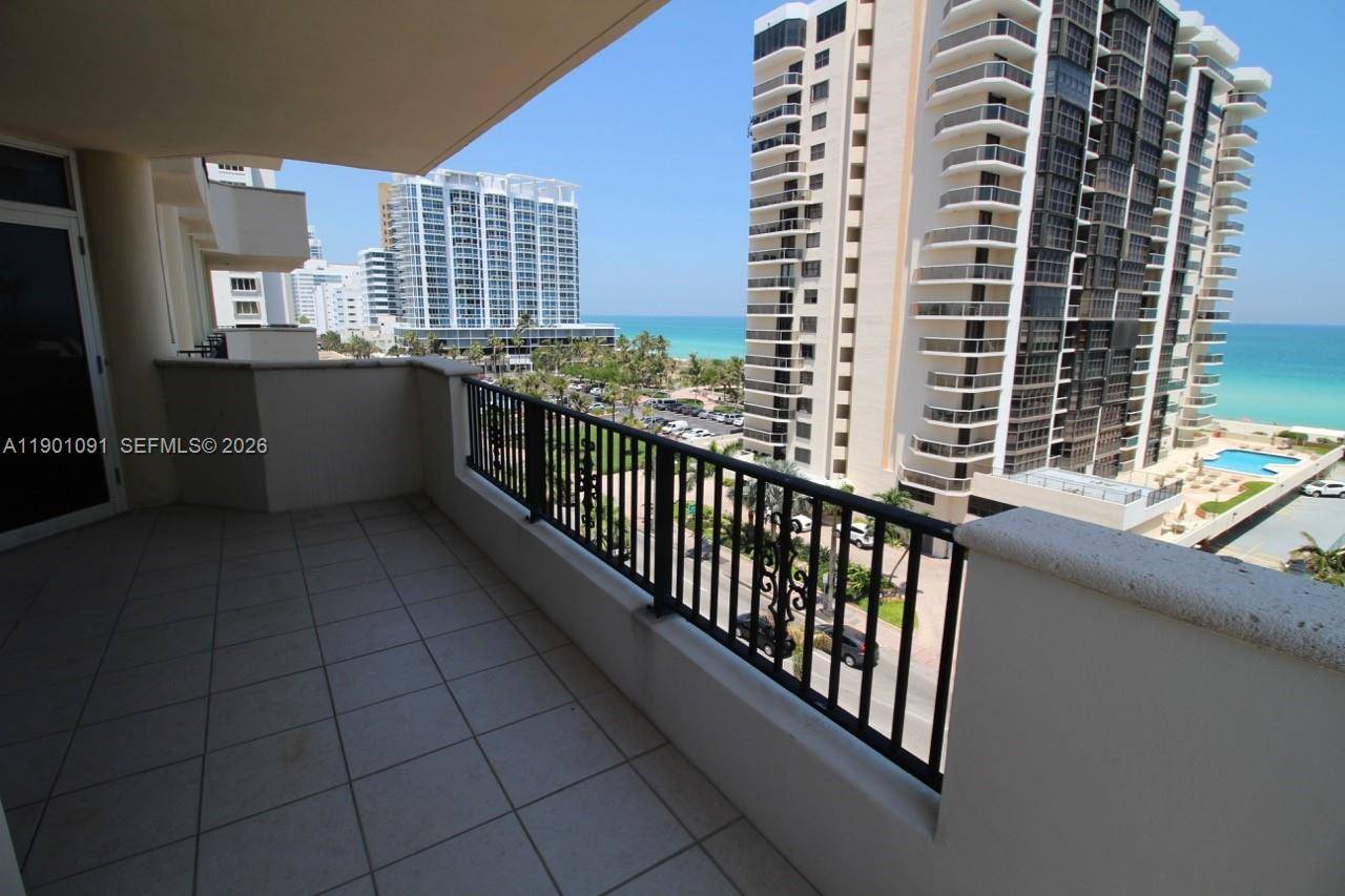 6422 Collins AveMiami Beach - Condo/Co-Op/Annual,Condo condo unit 701 - picture