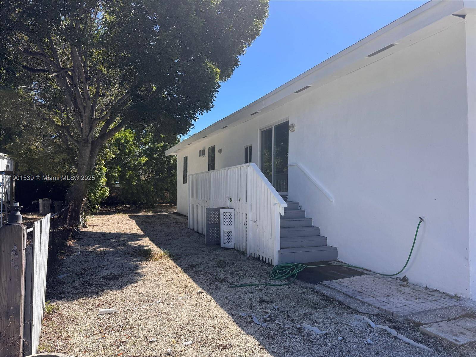 969 Plantation RdKey Largo - picture