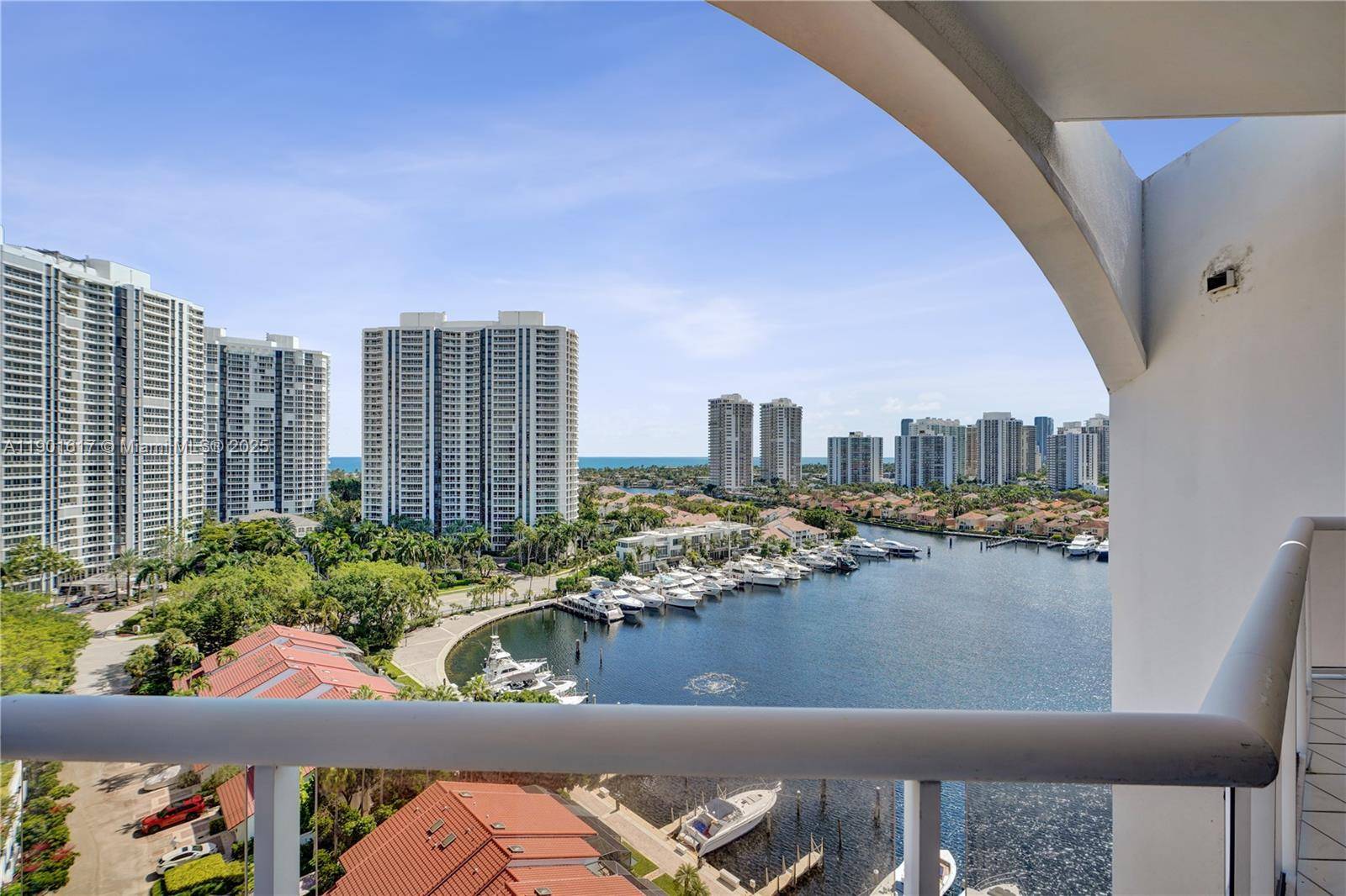 3610 Yacht Club DrAventura - Condo 5+ Stories,Condo condo unit PH07 - picture