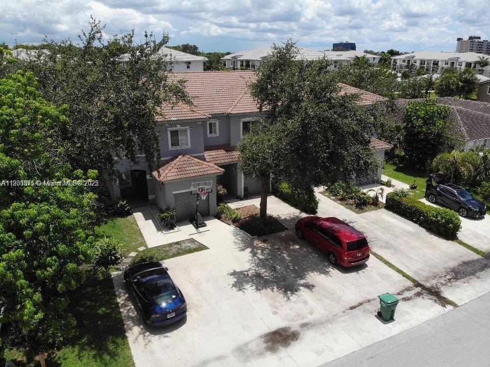 8706 NW 38th DrCoral Springs - picture