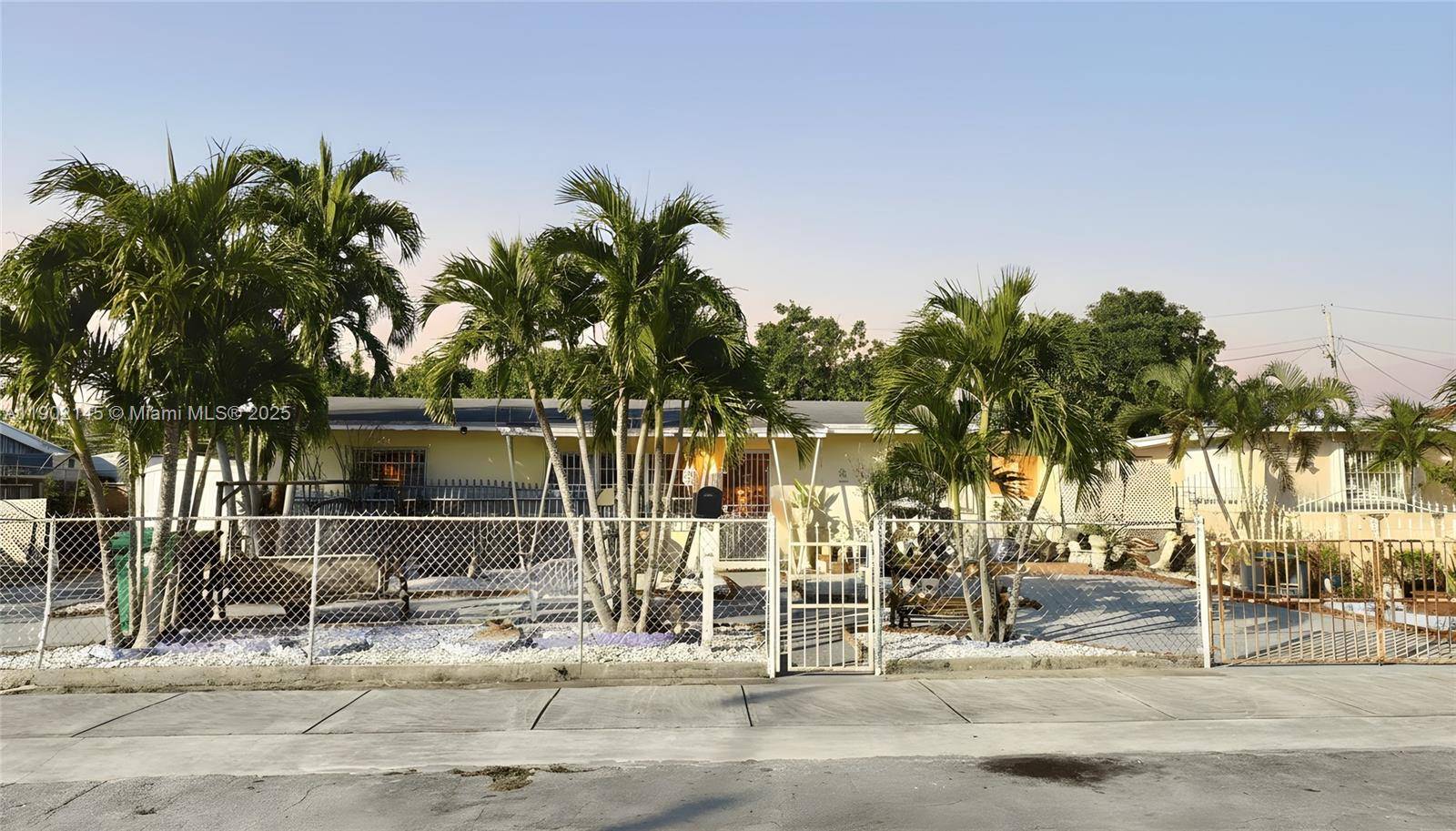 3861 NW 177th StMiami Gardens - picture
