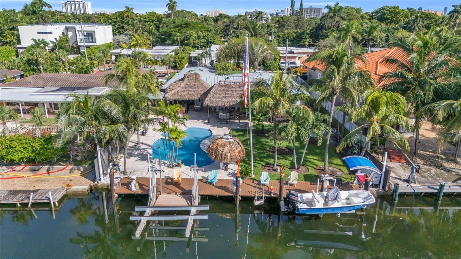 2108 NE 124th StNorth Miami - picture