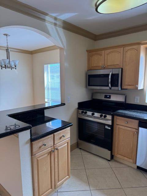 744 NE 14thFort Lauderdale - SEVILLA COURTS condo unit 12 - picture