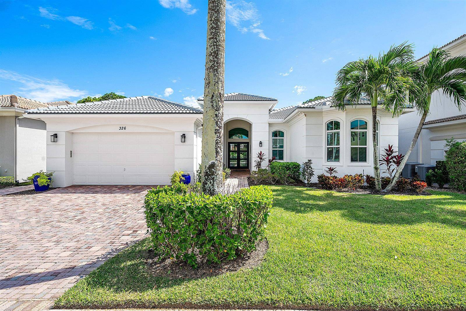 326 CharrouxPalm Beach Gardens - picture