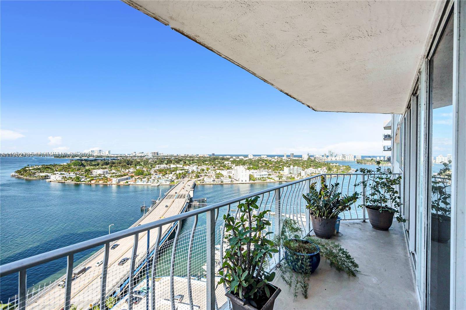 7601 E Treasure DrNorth Bay Village - Condo 5+ Stories,Condo condo unit 2412 - picture