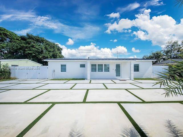 16125 NW 28th PlMiami Gardens - picture