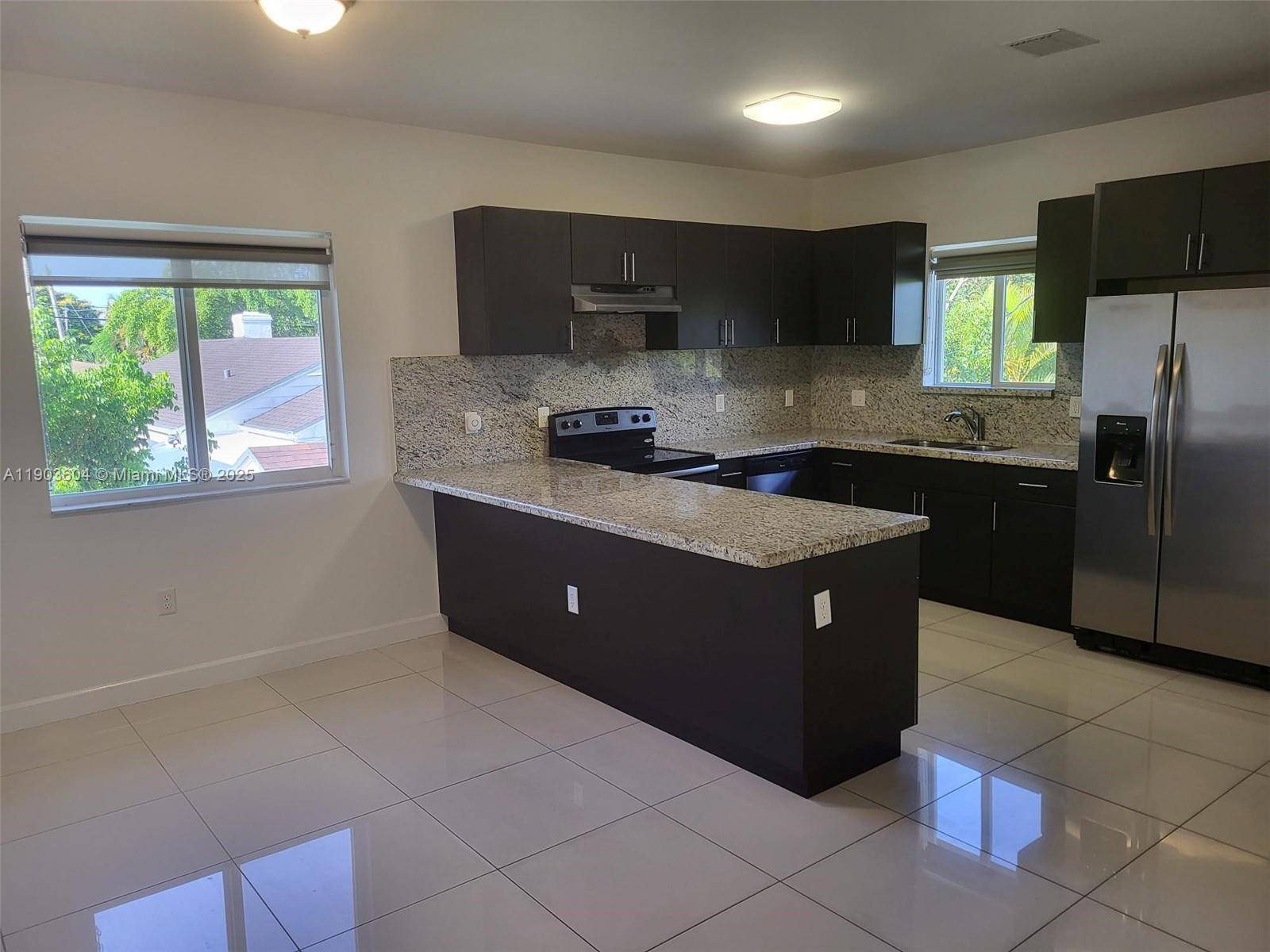 1027 SW 11th AveMiami - Duplex/Tri/Quad-Annual,Multi Family condo unit 1027 - picture