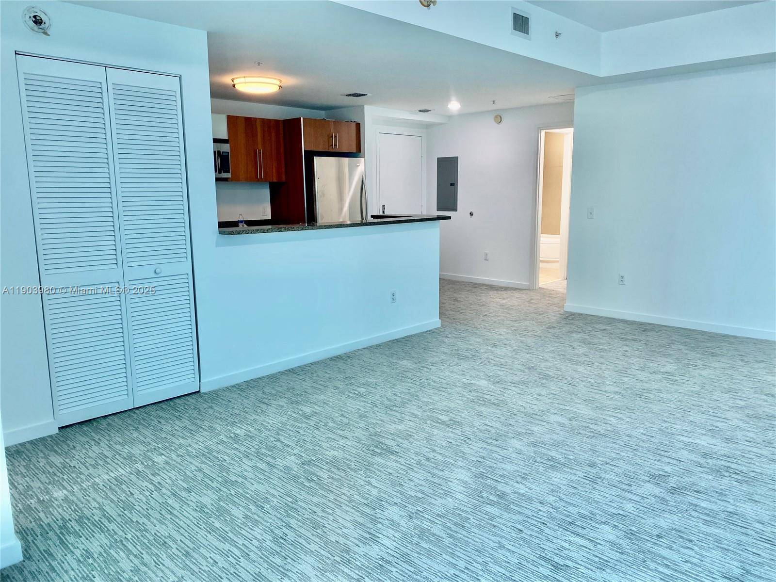 300 S Biscayne BlvdMiami - Condo/Co-Op/Annual,Condo condo unit 3202 - picture