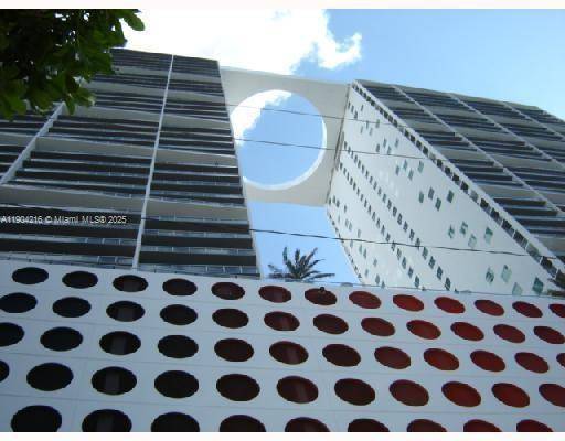 55 SE 6th StMiami - Condo/Co-Op/Annual,Condo condo unit 1706 - picture