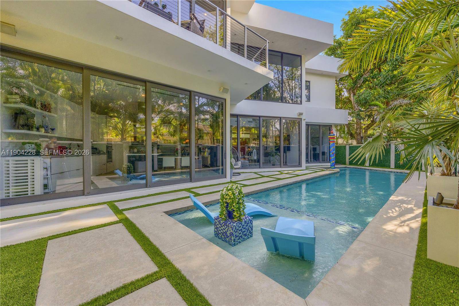 3764 Carmen CtMiami - picture