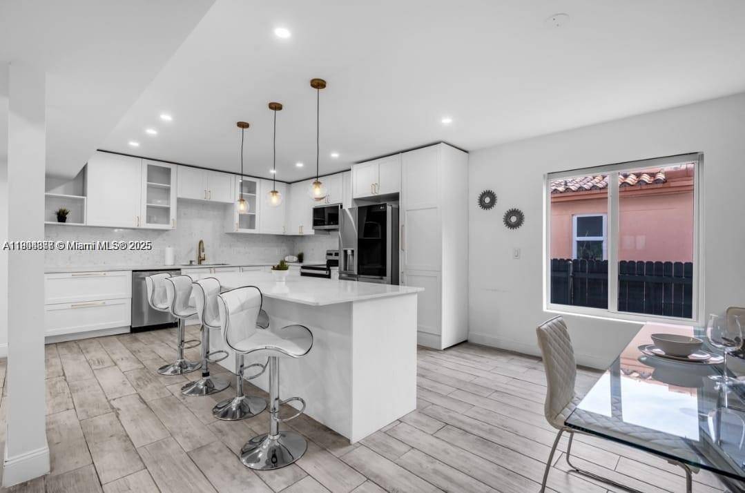 420 NE 90th StEl Portal - Single Family-Seasonal,House condo unit N/A - picture