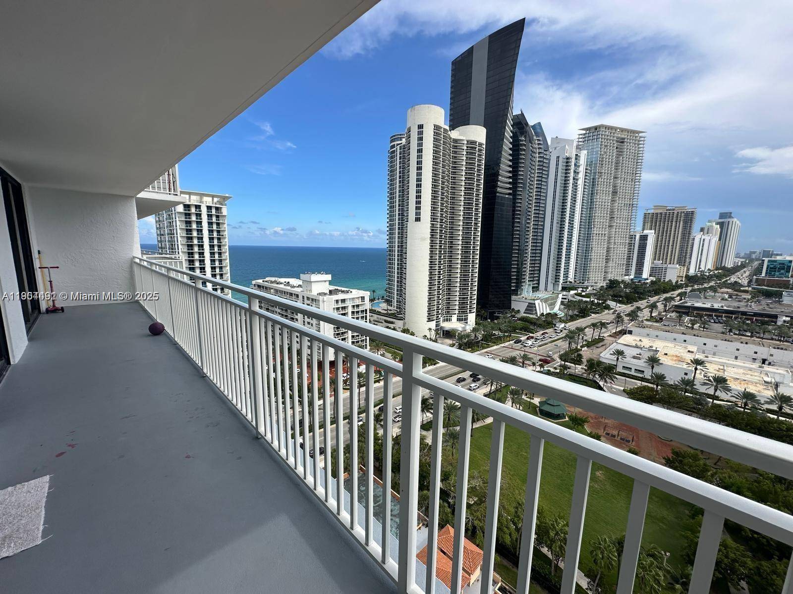 210 174th StSunny Isles Beach - Condo 5+ Stories,Condo condo unit 2202 - picture