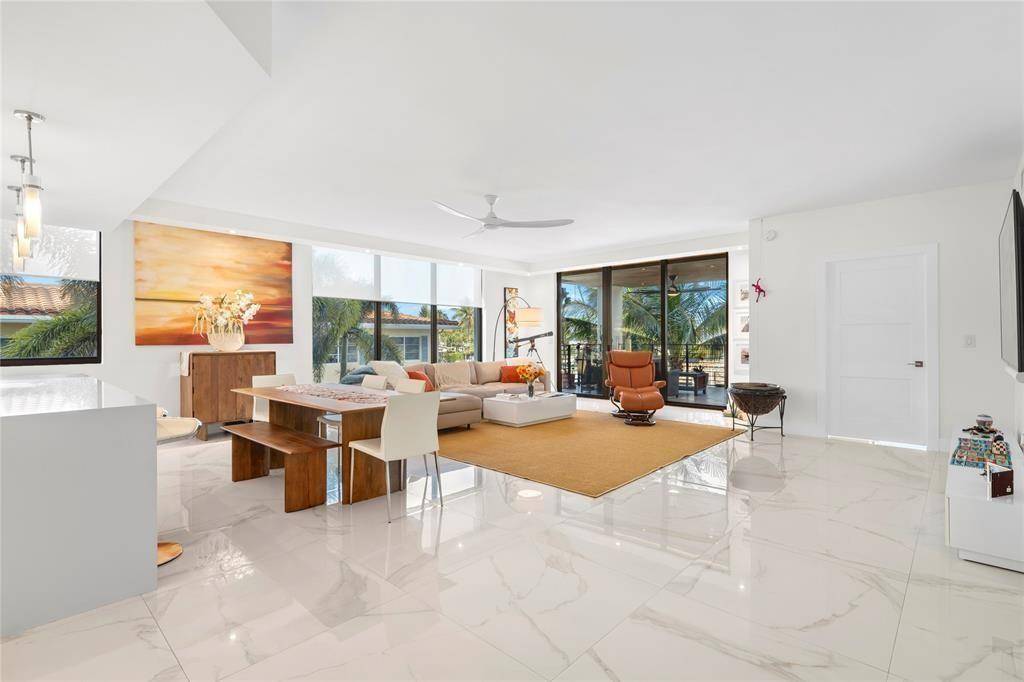 1507 SE 15thFort Lauderdale - HARBORS EDGE CONDO,WATERFRONT JEWEL!!! condo unit 202 - picture