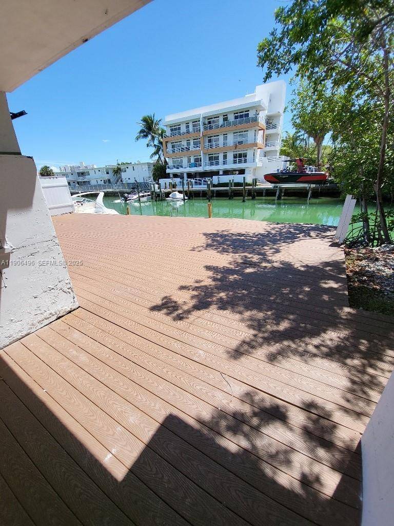 7707 Hawthorne AveMiami Beach - picture