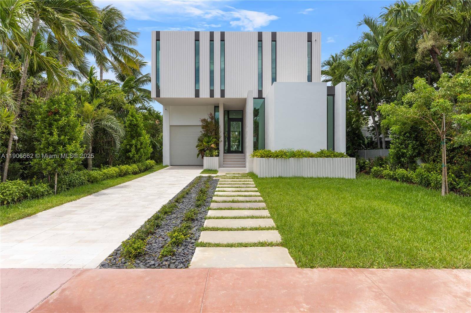 4504 Sheridan AveMiami Beach - picture
