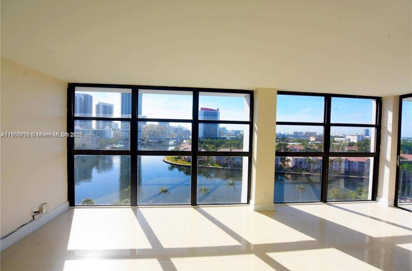 200 Leslie DrHallandale Beach - Condo 1-4 Stories,Condo condo unit 1124 - picture