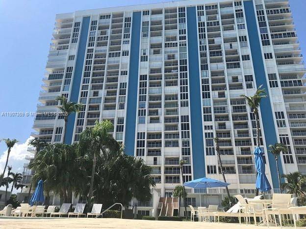 881 Ocean DrKey Biscayne - Condo/Co-Op/Annual,Townhouse condo unit TH11 - picture