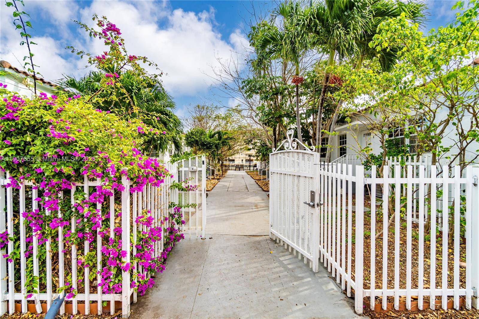 8335 E Crespi BlvdMiami Beach - Condo 1-4 Stories,Condo condo unit 4 - picture