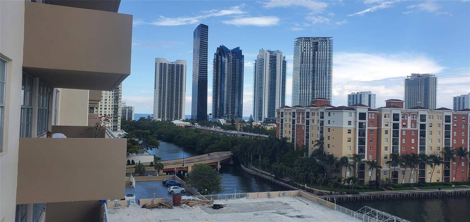 250 174thSunny Isles Beach - Condo condo unit 819 - picture